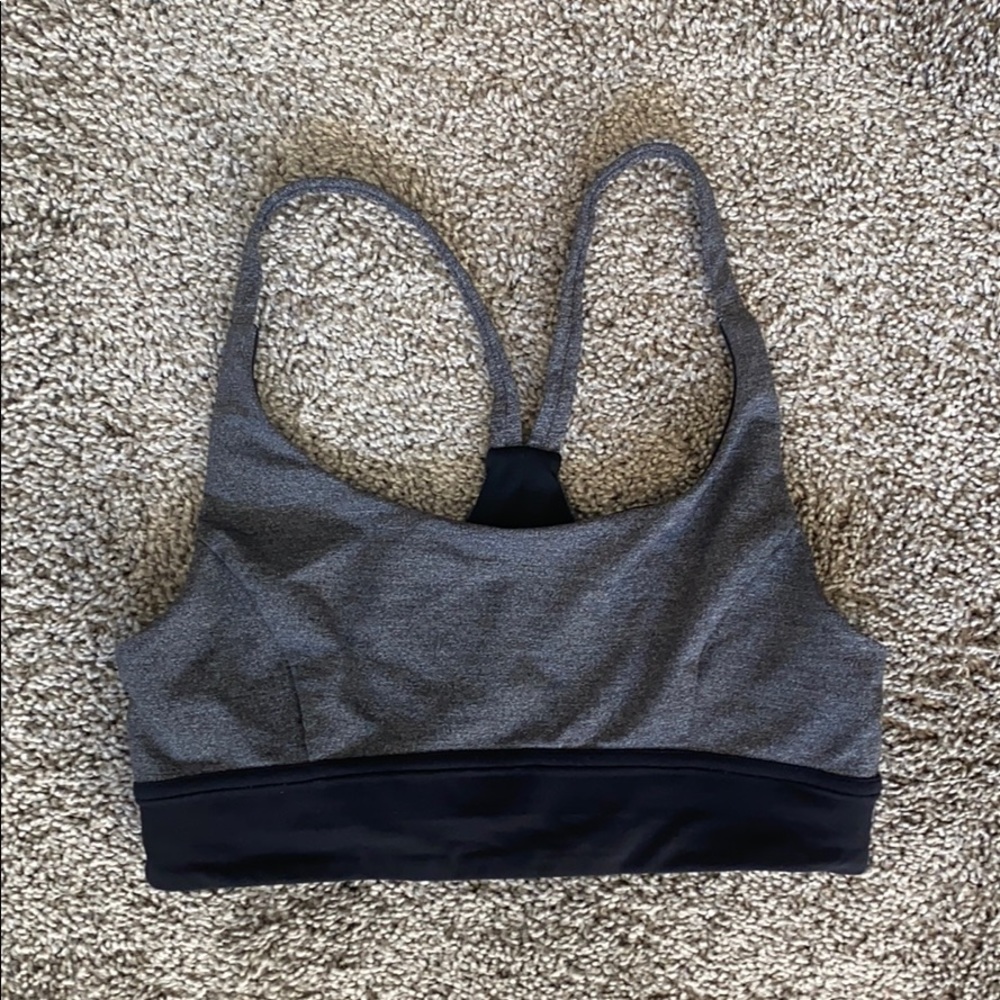 Grey Lululemon sports bra